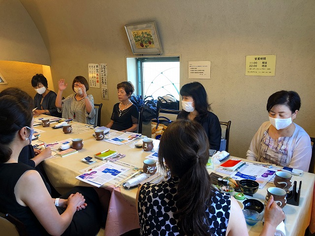 新人勉強会　たつみ寿司にて